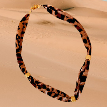 Collar Leopard